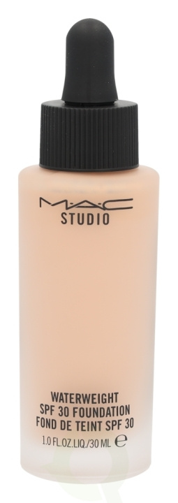 MAC Studio Waterweight Foundation SPF30 30 ml NW20 i gruppen HELSE OG SKJØNNHET / Makeup / Makeup ansikt / Foundation hos TP E-commerce Nordic AB (C41704)