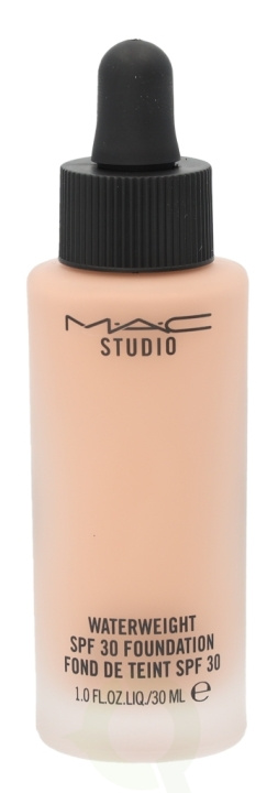 MAC Studio Waterweight Foundation SPF30 30 ml NW25 i gruppen HELSE OG SKJØNNHET / Makeup / Makeup ansikt / Foundation hos TP E-commerce Nordic AB (C41706)