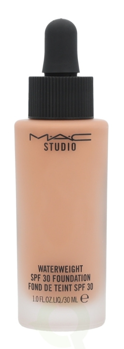 MAC Studio Waterweight Foundation SPF30 30 ml NW35 i gruppen HELSE OG SKJØNNHET / Makeup / Makeup ansikt / Foundation hos TP E-commerce Nordic AB (C41708)