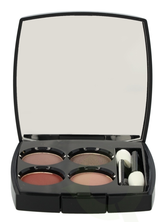 Chanel Les 4 Ombres Multi Effect Quadra Eyeshadow 2 gr #328 Blurry Mauve i gruppen HELSE OG SKJØNNHET / Makeup / Øyne og øyebryn / Øyeskygger hos TP E-commerce Nordic AB (C42216)