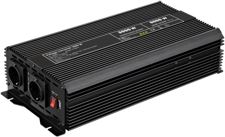 Goobay Spänningsomvandlare DC/AC (12 V - 230 V/3000 W) USB omvandlar 12 V DC till 230 V AC i gruppen HJEM, HUS OG HAGE / El og belysning / Spenningsomformer hos TP E-commerce Nordic AB (C44070)