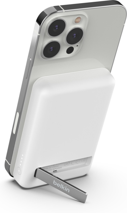 Belkin 5K powerbank med magnet, 5000 mAh, Farge: Hvit i gruppen SMARTTELEFON & NETTBRETT / Ladere og Kabler / Powerbanks hos TP E-commerce Nordic AB (C44542)