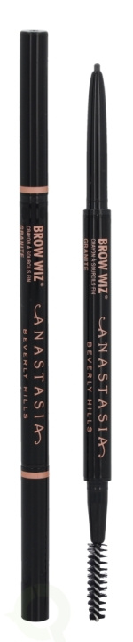 Anastasia Beverly Hills Brow Wiz 0.09 gr #07 Granite i gruppen HELSE OG SKJØNNHET / Makeup / Øyne og øyebryn / Øyenbrynspenn hos TP E-commerce Nordic AB (C45925)