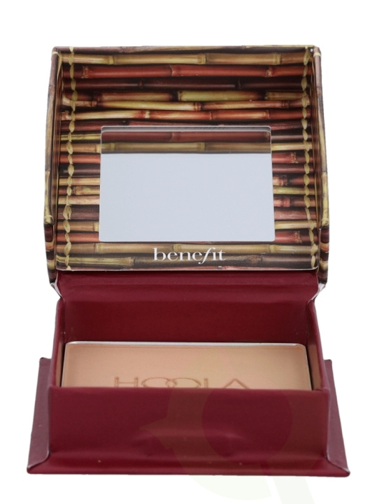 Benefit Hoola Lite Matte Powder Bronzer 8 gr i gruppen HELSE OG SKJØNNHET / Makeup / Makeup ansikt / Rouge / Bronzer hos TP E-commerce Nordic AB (C48336)