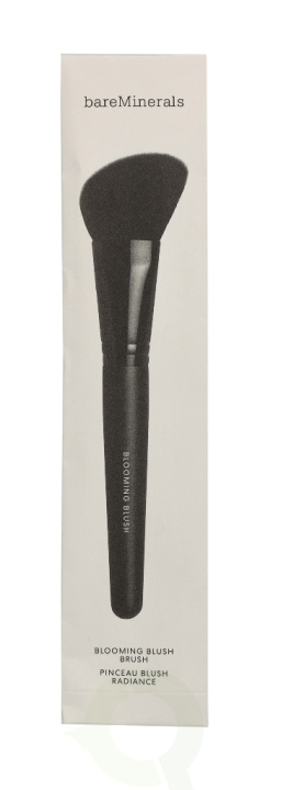 bareMinerals Blooming Blush Brush 1 stk i gruppen HELSE OG SKJØNNHET / Makeup / Verktøy og sminkesett / Børster og pensler hos TP E-commerce Nordic AB (C48459)