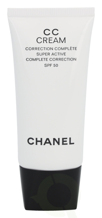 Chanel CC Cream Complete Correction SPF50 30 ml #20 Beige i gruppen HELSE OG SKJØNNHET / Hudpleie / Ansikt / Ansiktskrem hos TP E-commerce Nordic AB (C49693)