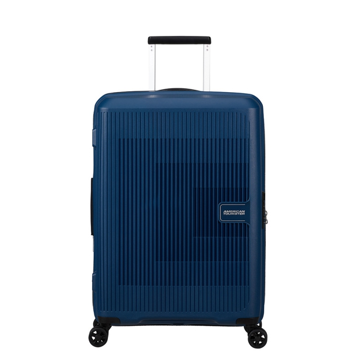 American Tourister Reiseveske AeroStep Spinner 67 cm Navy Blue i gruppen SPORT, FRITID & HOBBY / Reise / Kofferter hos TP E-commerce Nordic AB (C49945)