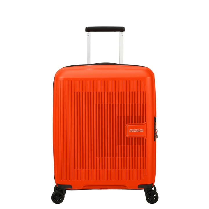 American Tourister Aerostep Spinner 55/20 Bright Orange i gruppen SPORT, FRITID & HOBBY / Reise / Kofferter hos TP E-commerce Nordic AB (C49947)