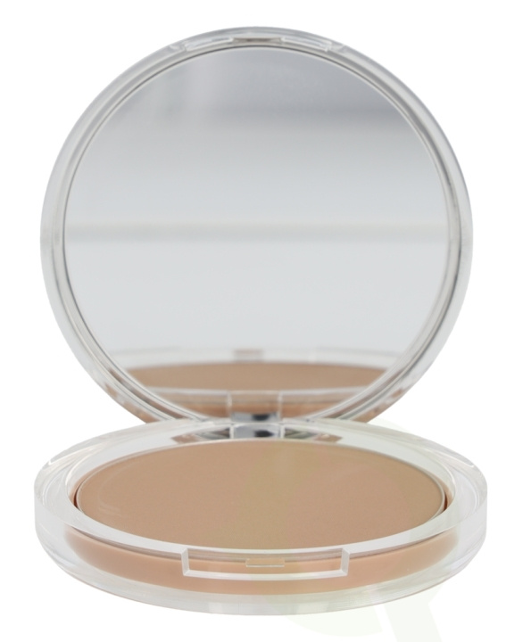 Clinique Almost Powder Make-Up SPF15 10 gr #05 Medium - All Skin Types i gruppen HELSE OG SKJØNNHET / Makeup / Makeup ansikt / Pudder hos TP E-commerce Nordic AB (C50159)