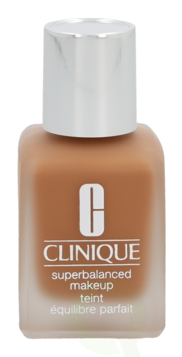 Clinique Superbalanced Makeup 30 ml WN 114 Golden(D) i gruppen HELSE OG SKJØNNHET / Makeup / Makeup ansikt / Foundation hos TP E-commerce Nordic AB (C50216)