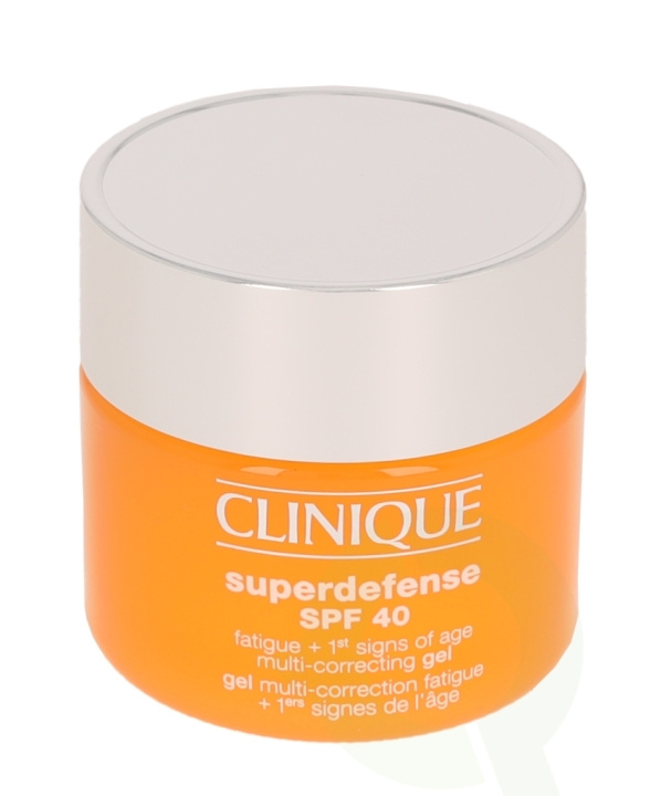Clinique Superdefense Gel SPF40 50 ml i gruppen HELSE OG SKJØNNHET / Hudpleie / Ansikt / Dagkrem hos TP E-commerce Nordic AB (C50300)