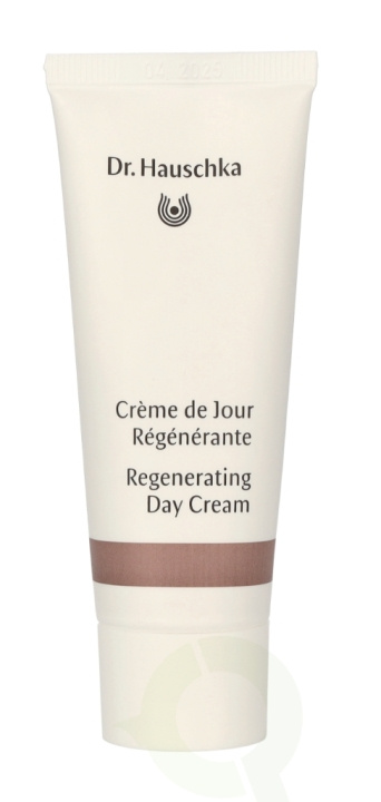 Dr. Hauschka Regenerating Day Cream 40 ml Refines And Tones Mature Skin i gruppen HELSE OG SKJØNNHET / Hudpleie / Ansikt / Ansiktskrem hos TP E-commerce Nordic AB (C50823)
