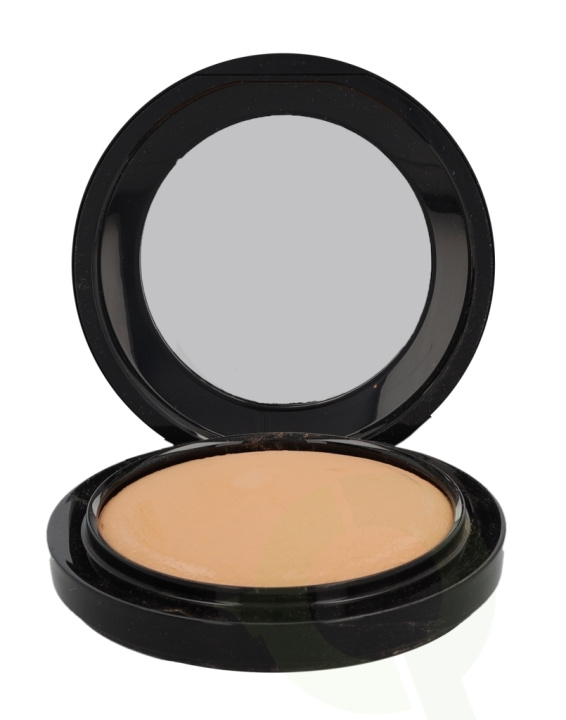 MAC Mineralize Skinfinish Natural Powder 10 g Medium Tan i gruppen HELSE OG SKJØNNHET / Makeup / Makeup ansikt / Pudder hos TP E-commerce Nordic AB (C53769)