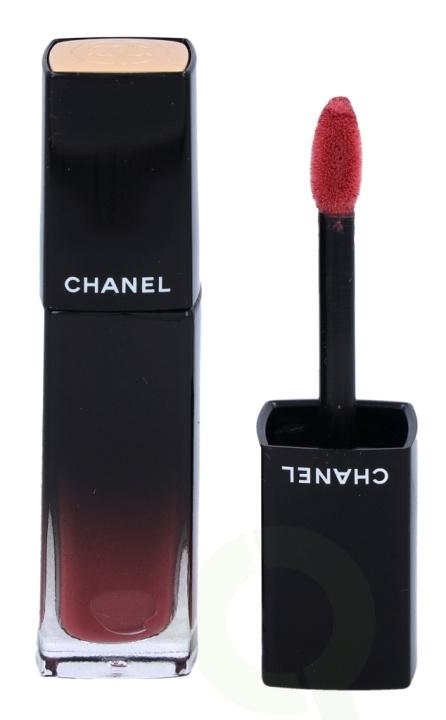 Chanel Rouge Allure Laque Ultrawear Shine Liquid Lip Colour 5,5 ml #64 Exigence i gruppen HELSE OG SKJØNNHET / Makeup / Lepper / Leppestift hos TP E-commerce Nordic AB (C55573)