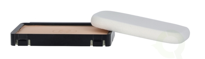 Chanel Ultra Le Teint Compact Foundation Refill 13 g B10 i gruppen HELSE OG SKJØNNHET / Makeup / Makeup ansikt / Foundation hos TP E-commerce Nordic AB (C55581)