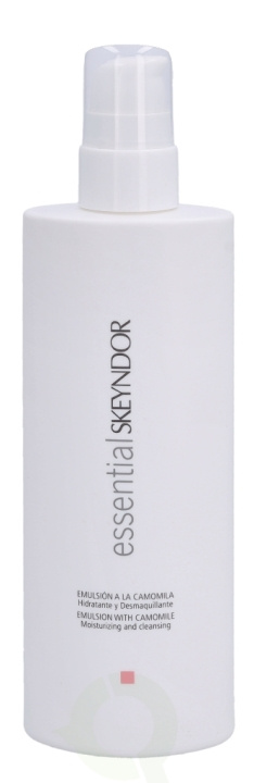 Skeyndor Essential Cleansing Emulsion With Camomile 250 ml i gruppen HELSE OG SKJØNNHET / Hudpleie / Ansikt / Rengjøring hos TP E-commerce Nordic AB (C55910)