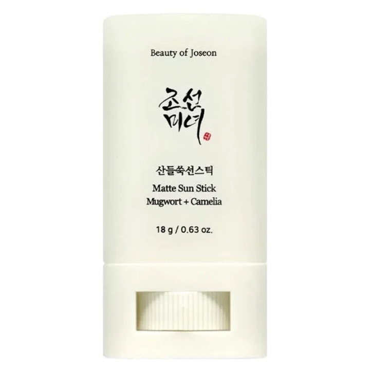 Beauty of Joseon Matte Sun Stick Mugwort + Camelia SPF50 18g i gruppen HELSE OG SKJØNNHET / Hudpleie / Soling / Solkrem hos TP E-commerce Nordic AB (C58376)