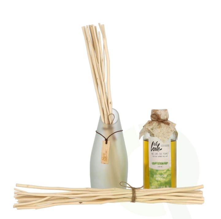 We Love The Planet 100% Essential Oil Diffuser 200 ml Warm Winter i gruppen HELSE OG SKJØNNHET / Duft og parfyme / Andre dufter / Duftspreder hos TP E-commerce Nordic AB (C58707)