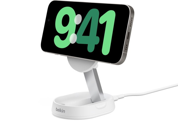 Belkin BoostCharge Pro sammenleggbar Qi2-ladeplate, hvit i gruppen SMARTTELEFON & NETTBRETT / Ladere og Kabler / Trådløs lader QI hos TP E-commerce Nordic AB (C58921)