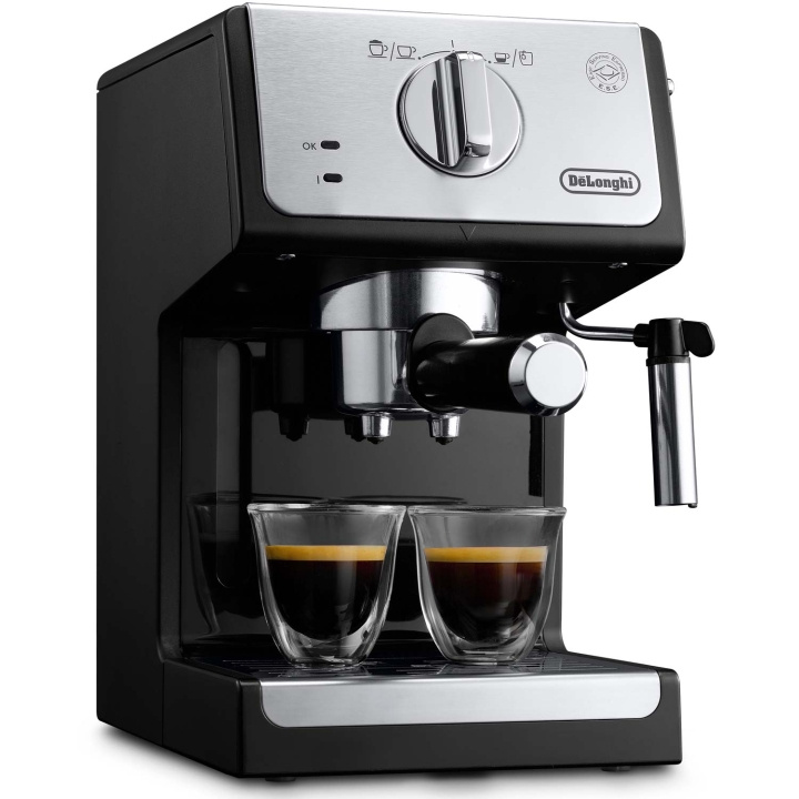 DeLonghi Espressomaskin Manual ECP33.21.BK Active Line inkl. mjölkskummare i gruppen HJEM, HUS OG HAGE / Husholdningsapparater / Kaffe og espresso / Espressomaskiner hos TP E-commerce Nordic AB (C58962)