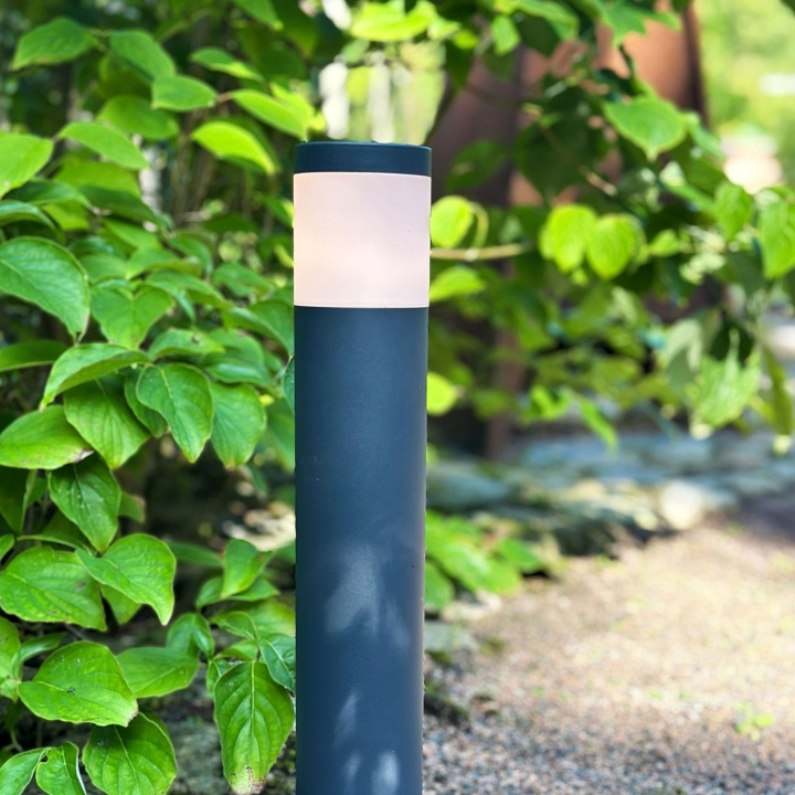 LightsOn Polly Pollare 38cm 350lm 3000K 5W Antrasitt i gruppen HJEM, HUS OG HAGE / El og belysning / Utendørsbelysning / Hagebelysning hos TP E-commerce Nordic AB (C61407)