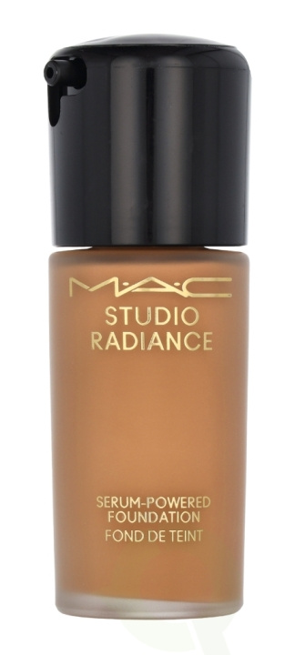 MAC Studio Radiance Serum-Powered Foundation 30 ml #NC42 i gruppen HELSE OG SKJØNNHET / Makeup / Makeup ansikt / Foundation hos TP E-commerce Nordic AB (C63978)
