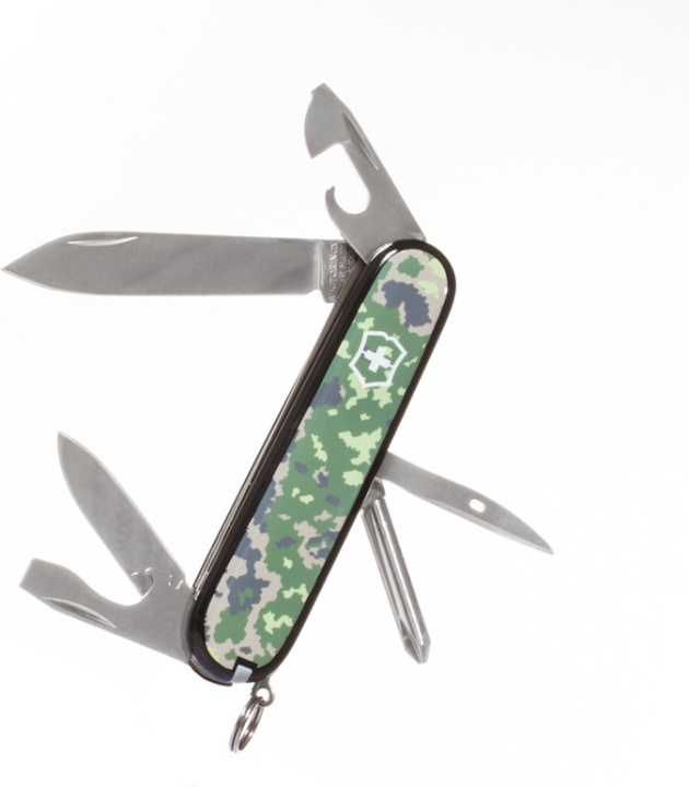 Victorinox Hiker M05 multi-tool i gruppen SPORT, FRITID & HOBBY / Friluftsliv / Multiverktøy og kniver hos TP E-commerce Nordic AB (C64860)