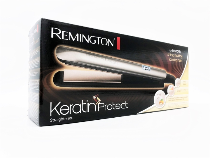 Remington Flattjern S8540 Keratin Protect i gruppen HELSE OG SKJØNNHET / Hår & styling / Stylingverktøy / Rettetenger hos TP E-commerce Nordic AB (C66373)