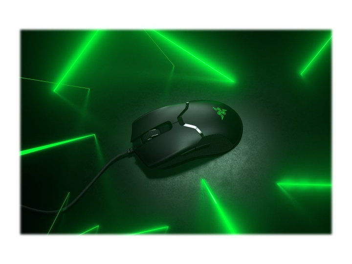 Razer Viper 8KHz optisk mus med kabel, svart i gruppen Datautstyr / GAMING / Mus hos TP E-commerce Nordic AB (C66399)