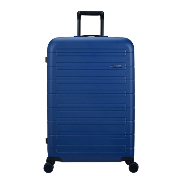 American Tourister Nova Stream Spinner 77/28 Navy Blue i gruppen SPORT, FRITID & HOBBY / Reise / Kofferter hos TP E-commerce Nordic AB (C71160)