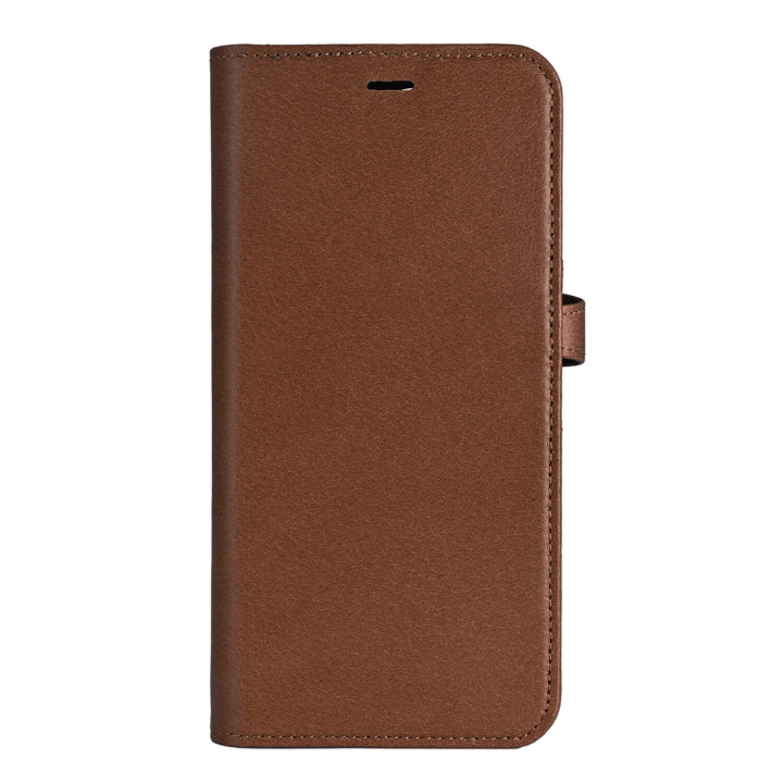 Buffalo 2in1 Leather 3 card MagSeries iPhone 16 Pro Max Brown i gruppen SMARTTELEFON & NETTBRETT / Mobilbeskyttelse / Apple / iPhone 16 hos TP E-commerce Nordic AB (C79379)