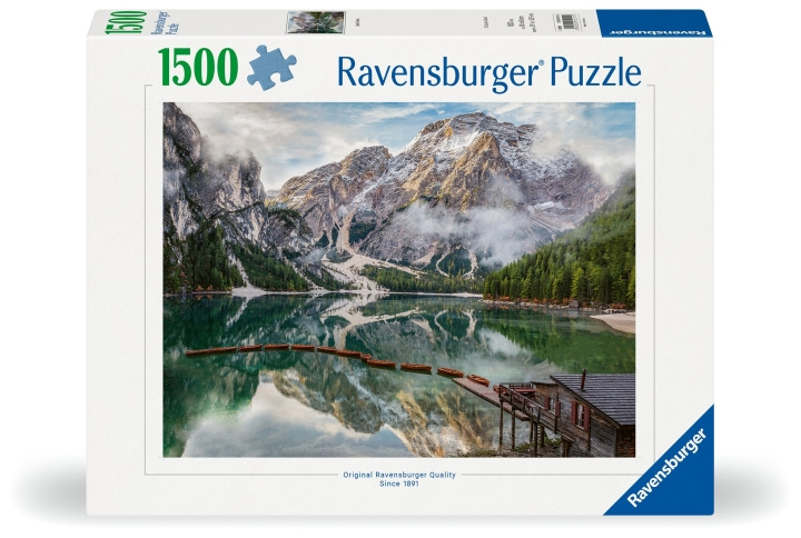 Ravensburger Puslespill Lake Braies 1500p (12001211) i gruppen SPORT, FRITID & HOBBY / Hobby / Puslespill hos TP E-commerce Nordic AB (C86563)