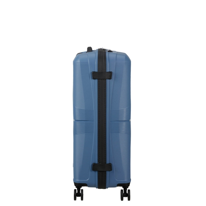 American Tourister Airconic Spinner 67/26 Coronet Blue i gruppen SPORT, FRITID & HOBBY / Reise / Kofferter hos TP E-commerce Nordic AB (C92318)