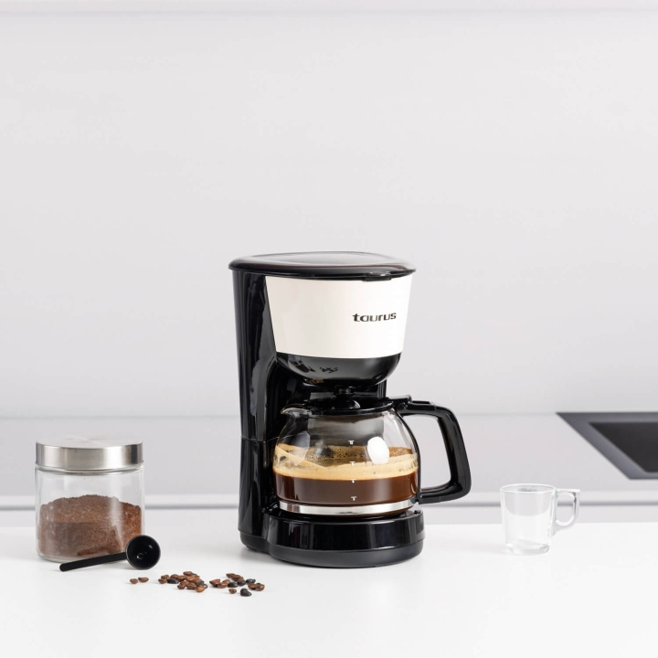 Taurus Coffee Maker Verona Vintage Cream i gruppen HJEM, HUS OG HAGE / Husholdningsapparater / Kaffe og espresso / Kaffetraktere hos TP E-commerce Nordic AB (C94796)