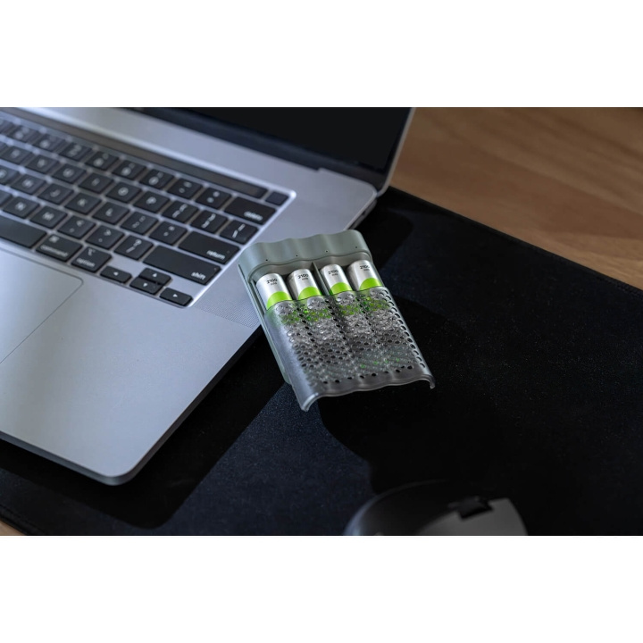 GP Speed Charger M452 4xAA 2600mAh i gruppen Elektronikk / Batterier & Ladere / Batterilader hos TP E-commerce Nordic AB (C95418)