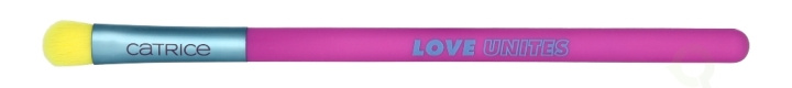 Catrice Who I Am Eyeshadow Shader Brush 1 stk C01 Love Unites i gruppen HELSE OG SKJØNNHET / Makeup / Verktøy og sminkesett / Børster og pensler hos TP E-commerce Nordic AB (D05859)