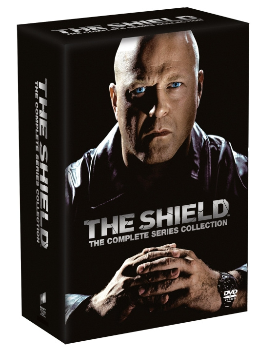 The Shield Complete Box (28 disc) - DVD i gruppen Elektronikk / Lyd & Bilde / TV og tilbehør / Filmer / DVD hos TP E-commerce Nordic AB (D08625)