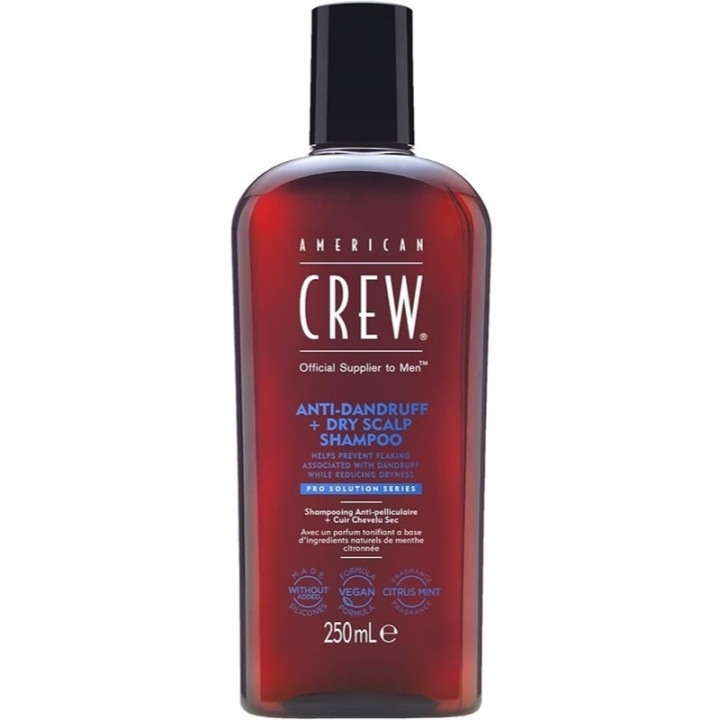 American Crew Classic Anti Dandruff & Dry Scalp Shampoo 250 ml i gruppen HELSE OG SKJØNNHET / Hår & styling / Hårpleie / Sjampo hos TP E-commerce Nordic AB (D09137)