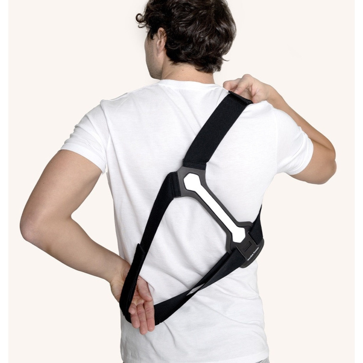 SWEDISH POSTURE Realign S-M Reflective Posture Brace i gruppen HELSE OG SKJØNNHET / Helsepleie / Andre hos TP E-commerce Nordic AB (D09245)