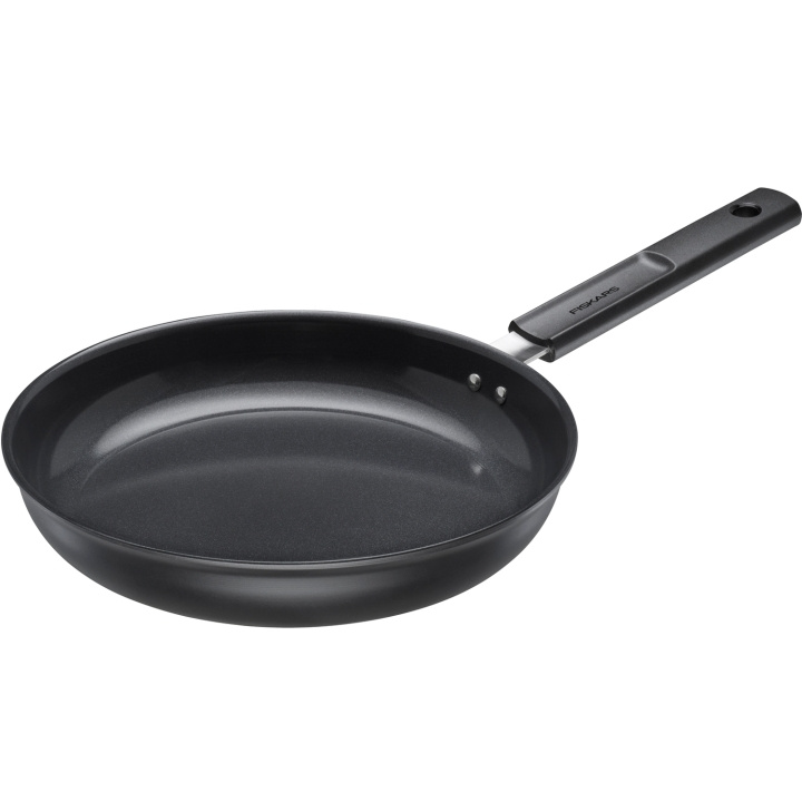 Fiskars Stekepanne Hard Face 26 cm keramikk 1075459 i gruppen HJEM, HUS OG HAGE / Kjøkkenutstyr / Stekepanner hos TP E-commerce Nordic AB (D12981)