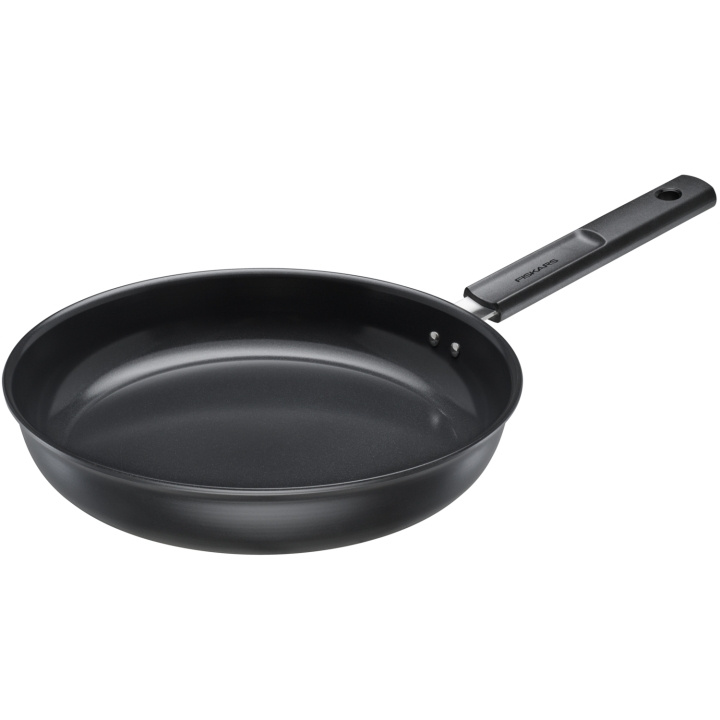 Fiskars Stekepanne Hard Face 28 cm keramikk 1075520 i gruppen HJEM, HUS OG HAGE / Kjøkkenutstyr / Stekepanner hos TP E-commerce Nordic AB (D12982)