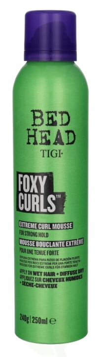 TIGI BH Foxy Curls Extreme Curl Mousse 250 ml For Strong Hold i gruppen HELSE OG SKJØNNHET / Hår & styling / Hårstyling / Hårmousse hos TP E-commerce Nordic AB (D14552)