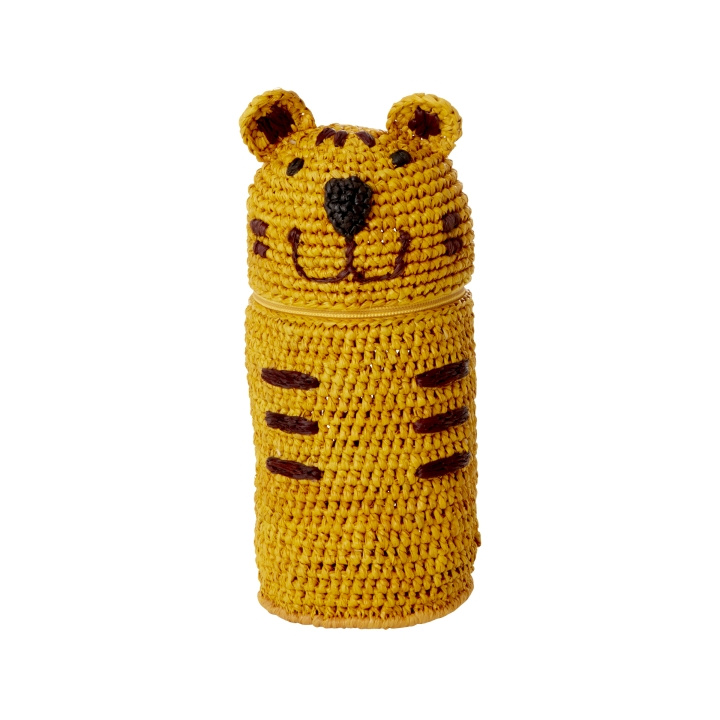 RICE Heklet pennal / veske i raffia - Tigerform - Gul - 20 cm x 10 cm x 5 cm i gruppen SPORT, FRITID & HOBBY / Hobby / Male & Tegne / Penner, Fargestifter & Blekk hos TP E-commerce Nordic AB (D15347)