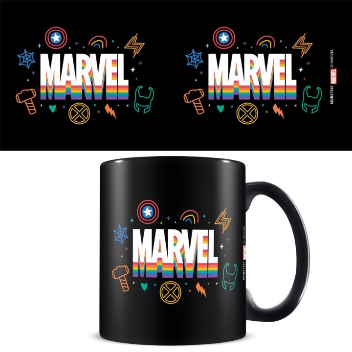 Pyramid International MARVEL PRIDE (LOGO REGNBUE) SVART KRUS i gruppen SPORT, FRITID & HOBBY / Morsomme produkter / Kopper hos TP E-commerce Nordic AB (D15462)