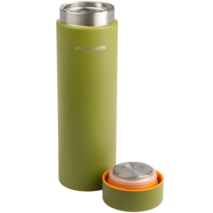 Fiskars Termosflaska grön 0,5 liter On-the-go Bottle i gruppen SPORT, FRITID & HOBBY / Friluftsliv / Termoser og flasker hos TP E-commerce Nordic AB (D19755)