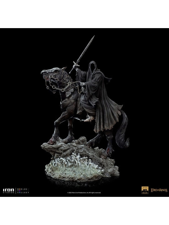 Lord of the Rings The Lord of the Rings - Nazgul på hest Deluxe Statue Skala 1/10 i gruppen SPORT, FRITID & HOBBY / Morsomme produkter / Samlerobjekter hos TP E-commerce Nordic AB (D20533)
