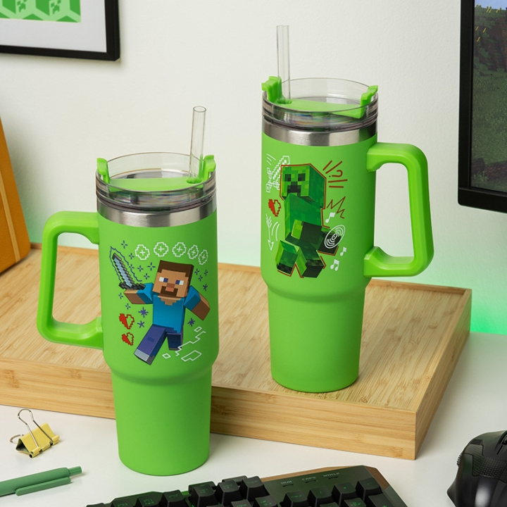 Paladone Minecraft grønn 900 ml flerveis reisekopp med sugerør i gruppen SPORT, FRITID & HOBBY / Morsomme produkter / Kopper hos TP E-commerce Nordic AB (D20760)