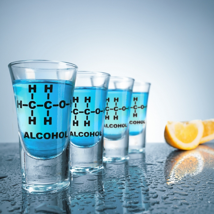 Mad Monkey Alkoholglass (sett med 4) - 5 cl per glass i gruppen SPORT, FRITID & HOBBY / Morsomme produkter / Morsomme produkter hos TP E-commerce Nordic AB (D20782)