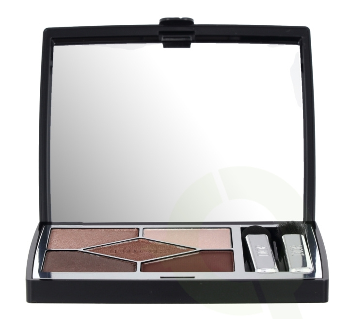 Dior 5 Couleurs Couture Eyeshadow Palette 7 g #669 Soft Cashmere i gruppen HELSE OG SKJØNNHET / Makeup / Øyne og øyebryn / Øyeskygger hos TP E-commerce Nordic AB (D21374)