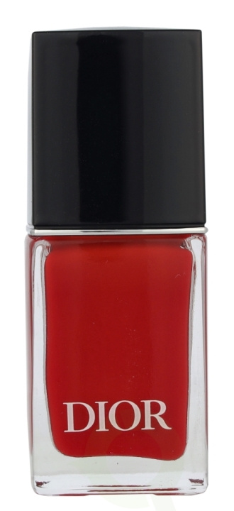 Dior Vernis Nail Lacquer 10 ml #999 Rouge i gruppen HELSE OG SKJØNNHET / Manikyr/pedikyr / Neglelakk hos TP E-commerce Nordic AB (D21764)